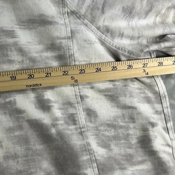 Athleta Farallon Printed Sweatshirt Sz 3XL Crewneck Gray Cream Heavyweight Crop - Picture 5 of 6